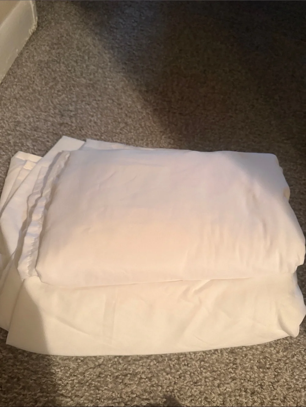 3 Classic White flat bed sheets  - Neutral Bedding